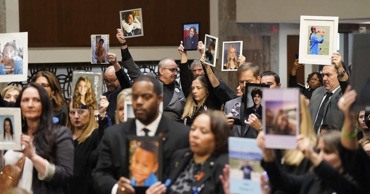 Minnesota mom shares story of son’s overdose during Senate hearing on internet child safety Minnesota mom shares story of son’s overdose during Senate hearing on internet child safety