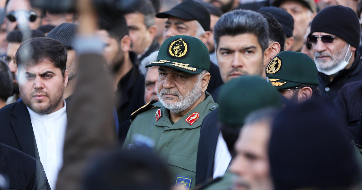 Какво казват лидерите и гражданите на Иран, докато САЩ планират удари по ирански цели в Ирак и Сирия