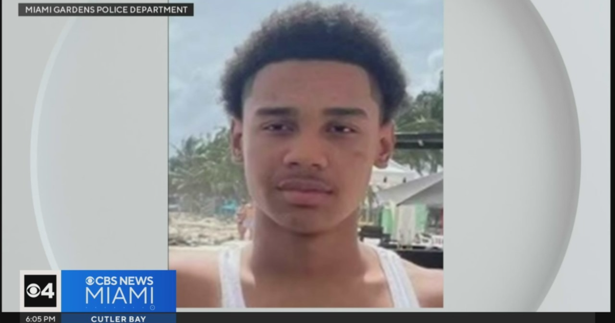 Murdered Teens Father Speaks Out As Miami Gardens Police Asks For Help Cbs Miami 3388