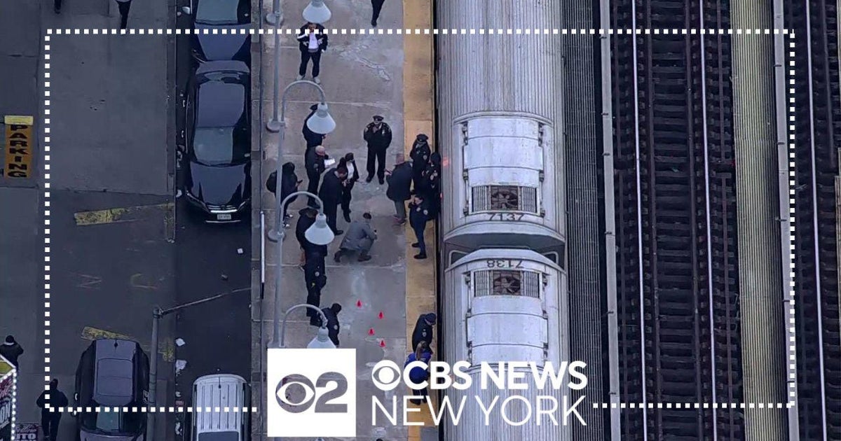 Multiple people shot on Bronx subway platform - CBS New York