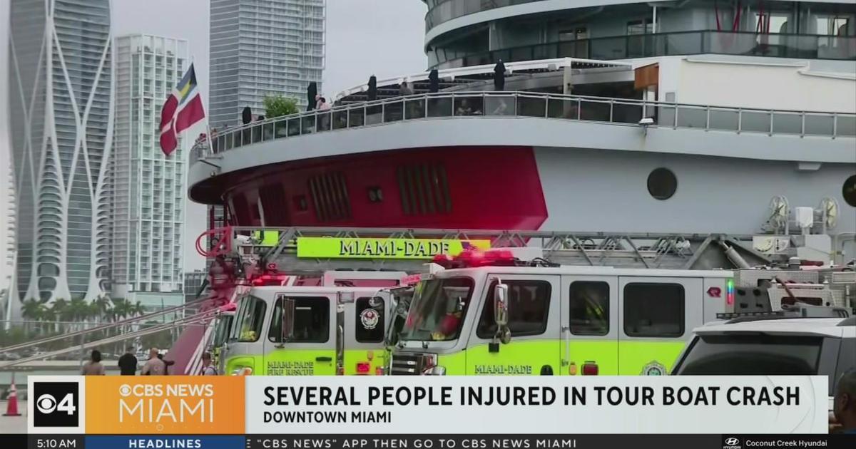 Extra than a dozen men and women damage in tour boat crash around PortMiami