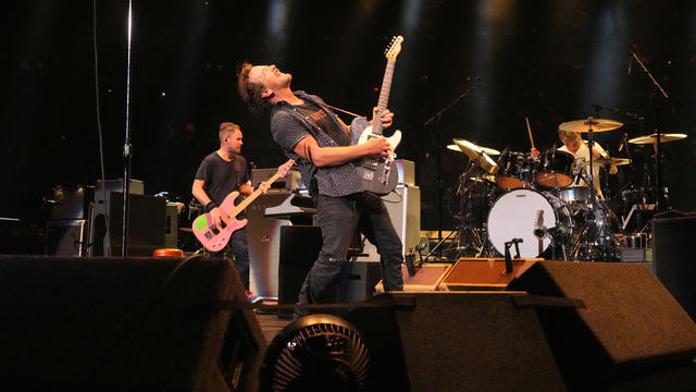 Pearl Jam 2022 North American Tour - New York 