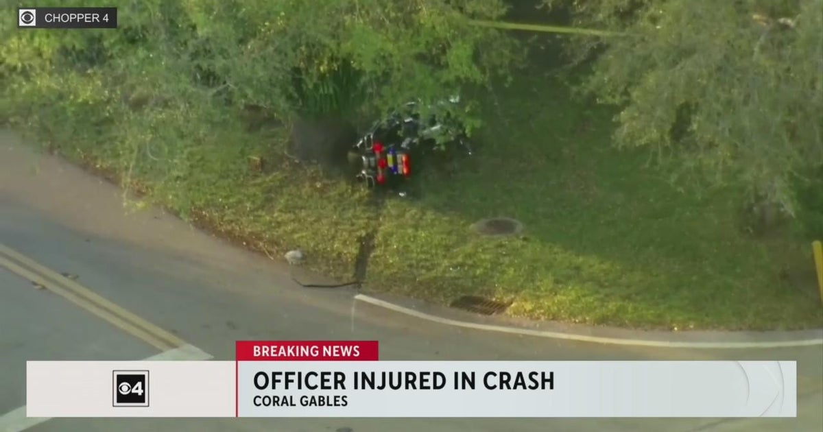 Coral Gables officer injured in crash - CBS Miami