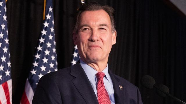 cbsn-fusion-suozzi-defeats-pilip-in-new-york-special-election-to-replace-santos-seat-thumbnail-2680930-640x360.jpg 