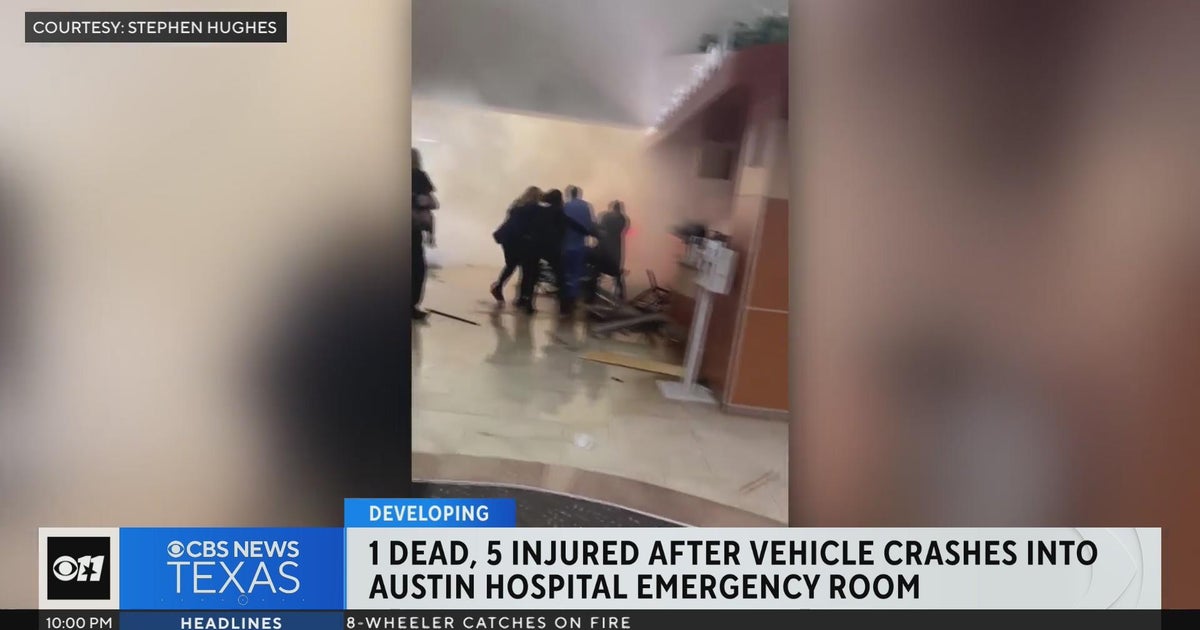 1 dead, 5 injured after vehicle crashes in to Austin hostpial emergency ...