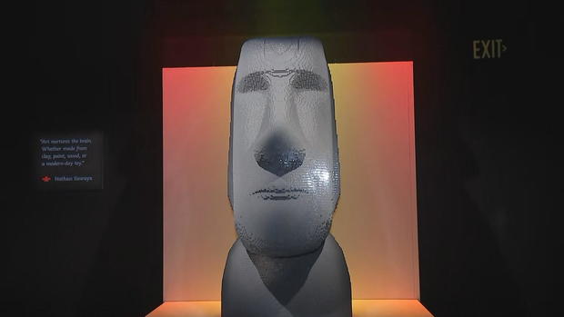 lego-moai-statue-philadelphia-art-of-the-brick-exhibit.jpg 