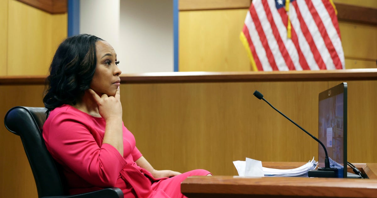 Watch Live: Fulton County District Attorney Fani Willis takes stand i...