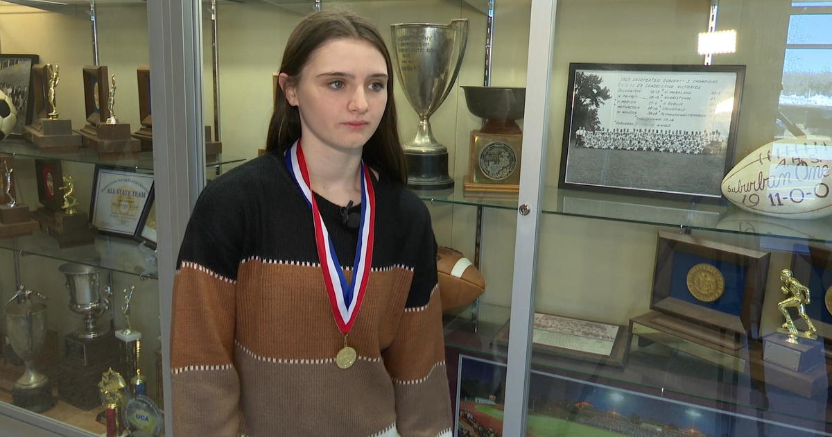 Abington Senior High School teen wins gold for wrestling team and makes HERstory