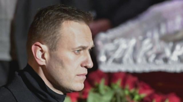 Alexey Navalny's team announces Moscow funeral arrangements, tells supporters to come early