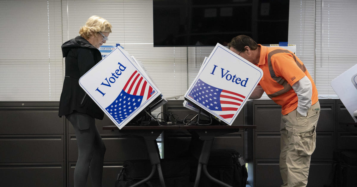 Южна Каролина позволява на регистрираните гласоподаватели — републиканци, демократи и