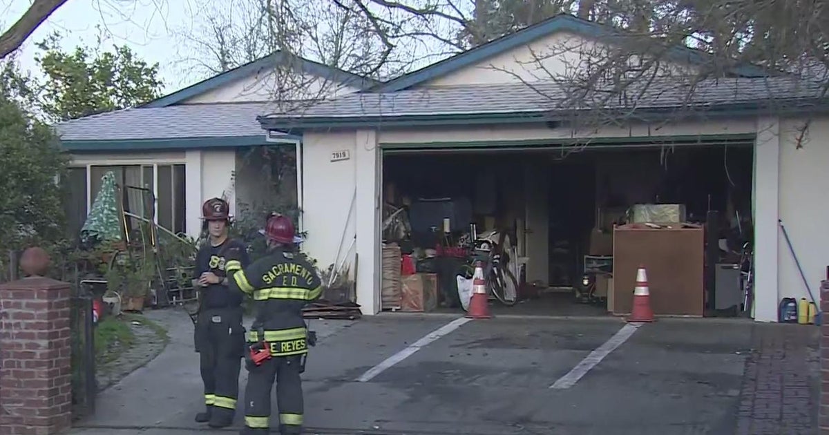 2 people hospitalized after south Sacramento house fire on Hanford Way ...