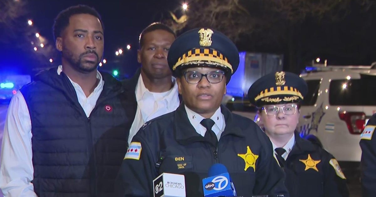 Three killed in mass shooting on Chicago's South Side - CBS Chicago