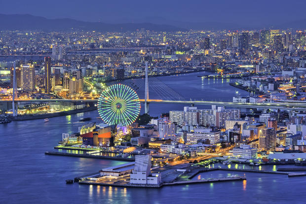 Cityscape of Osaka bay 