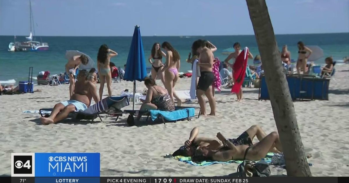 Hollywood Seashore officials unbothered by Miami Beach strictures Hollywood Seashore officials unbothered by Miami Beach strictures