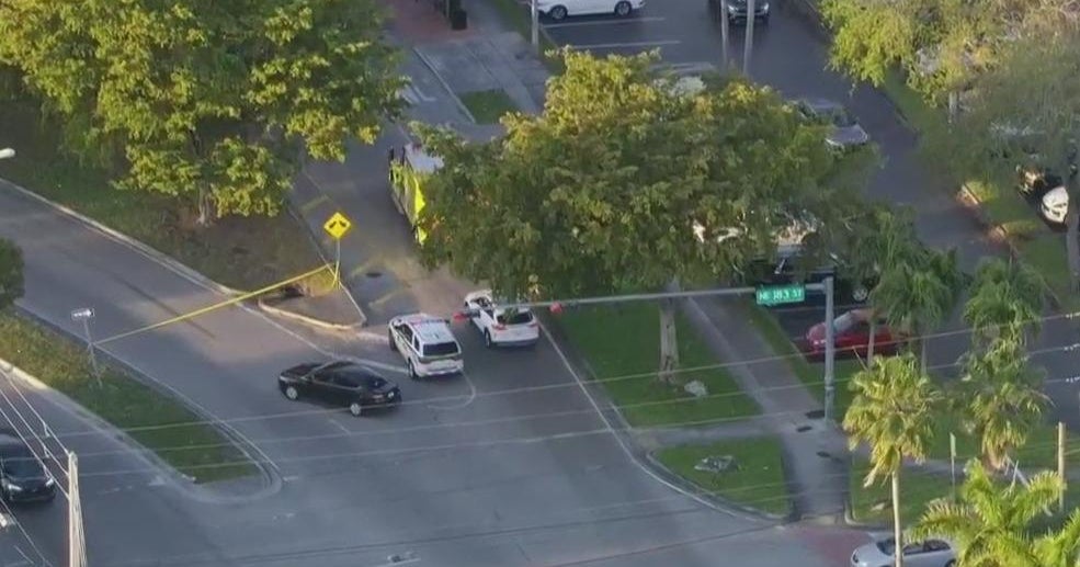 Another person shoots at motor vehicle pushed by off-obligation officer Another person shoots at motor vehicle pushed by off-obligation officer