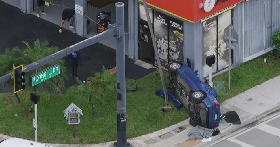 Rollover wreck in Fort Lauderdale
