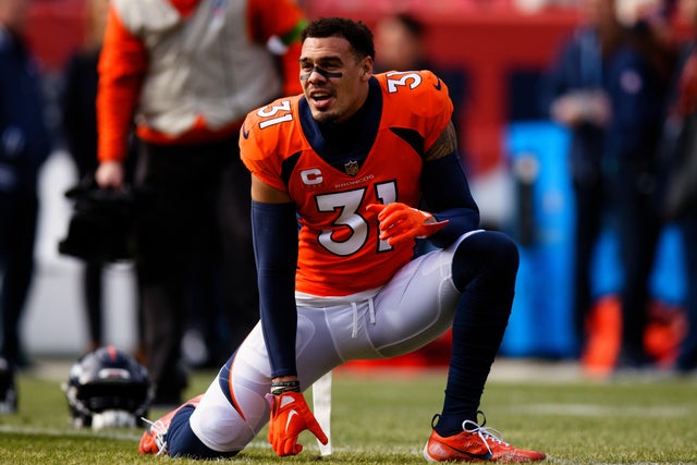 Los Angeles Chargers v Denver Broncos