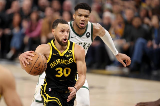 Curry Warriors bounce back to trounce streaking Bucks 125 90 CBS San Francisco