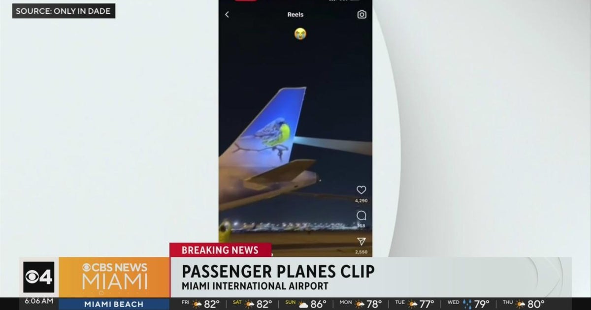 American Airways jet clipped Frontier jet at Miami Intercontinental Airport American Airways jet clipped Frontier jet at Miami Intercontinental Airport