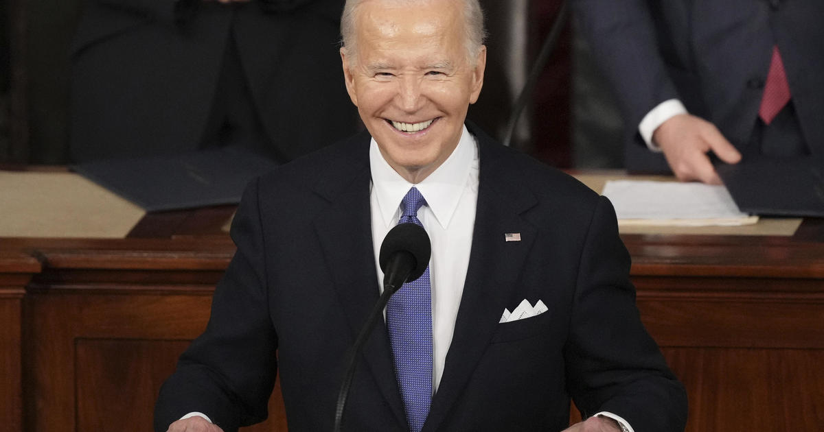 O presidente Biden quer dar aos compradores de casas uma redução de impostos de US$ 10.000.  Aqui está quem se qualificará.