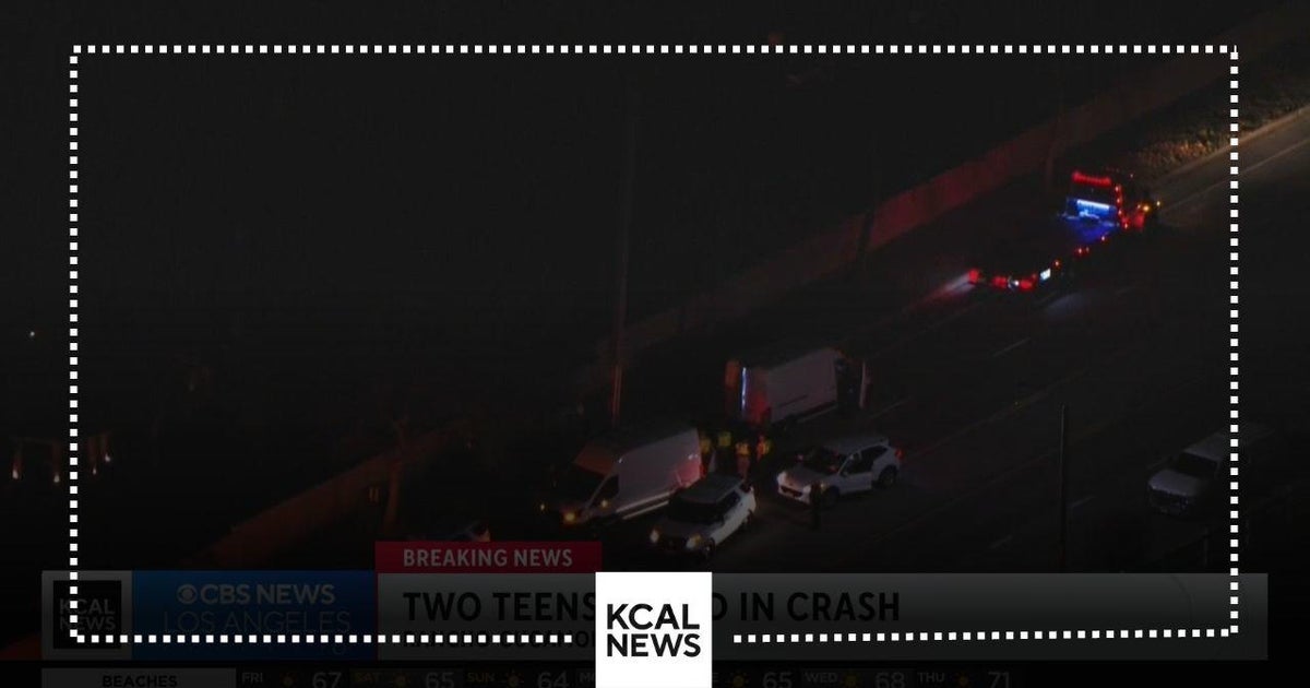 Two teens killed in crash - CBS Los Angeles
