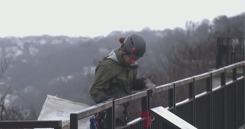 Rock climbers volunteer to remove litter from Mt. Washington's hillside - Vimarsana News