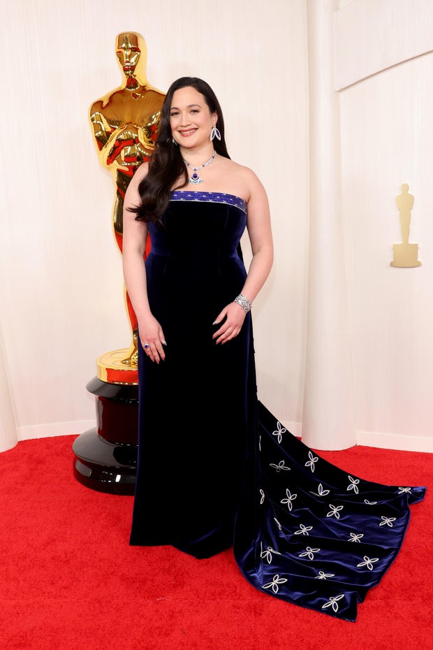 Lily Gladstone attends the 96th Annual Academy Awards