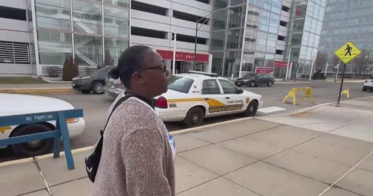 Chicago mom testifies in trial of teen accused of firing stray bullet ...