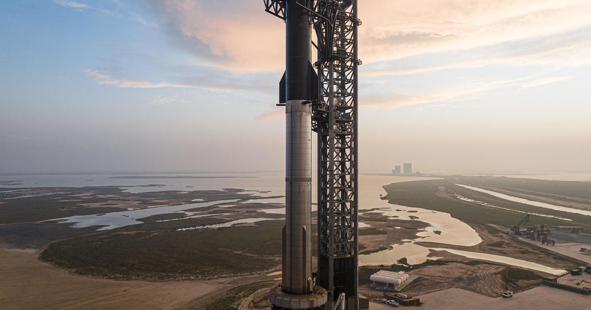 Огромната ракета Super Heavy-Starship на SpaceX, най-мощната създавана някога, беше