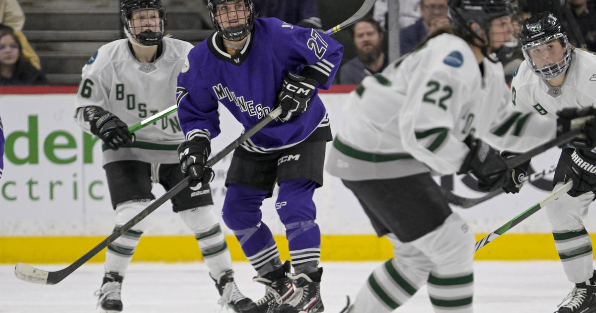 Minnesota climbs into three-way tie for first place in PWHL - CBS Minnesota