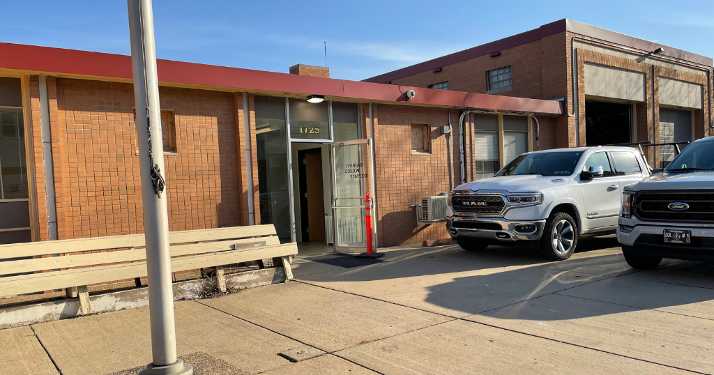 Pittsburgh Police open new substation on South Side ahead of St