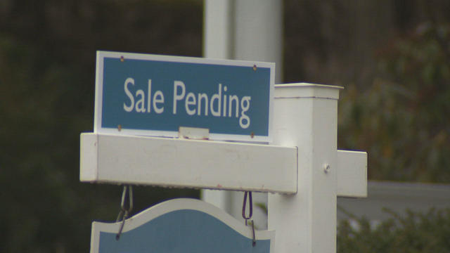 sale-pending-sign.jpg 