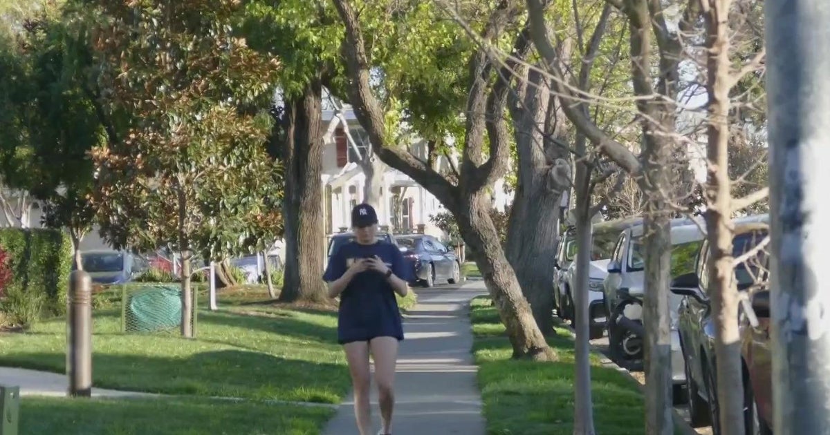 Davis police search for suspect in string of indecent exposure and peeping incidents