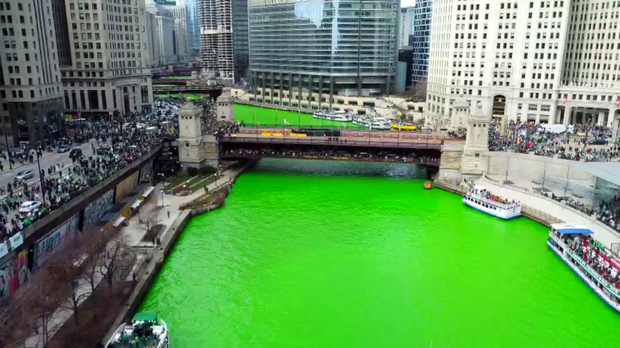 chicago riverwalk st patricks day