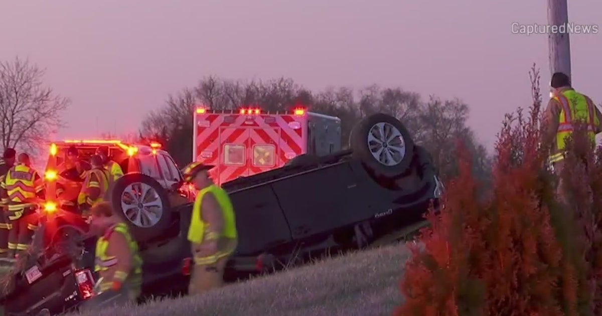 At least 1 person airlifted after Northwest Indiana crash - CBS Chicago