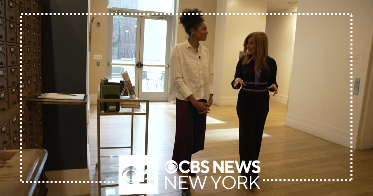 Tonight: Author meet-up with Maura Cheeks - CBS New York