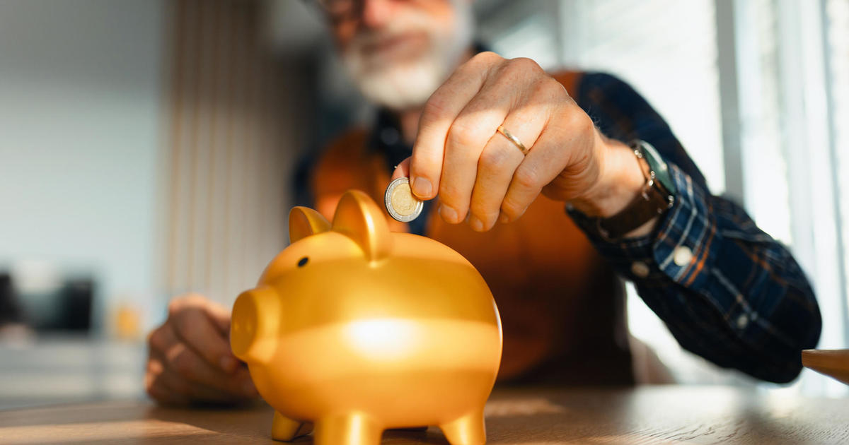Спестяването за пенсиониране е едно от най-важните парични движения, които