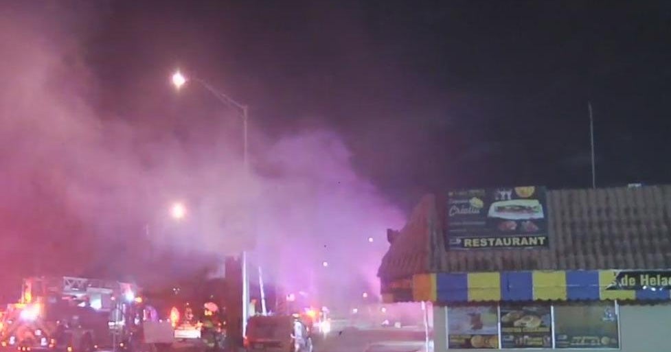 Hialeah barbershop intensely damaged in strip mall fire Hialeah barbershop intensely damaged in strip mall fire