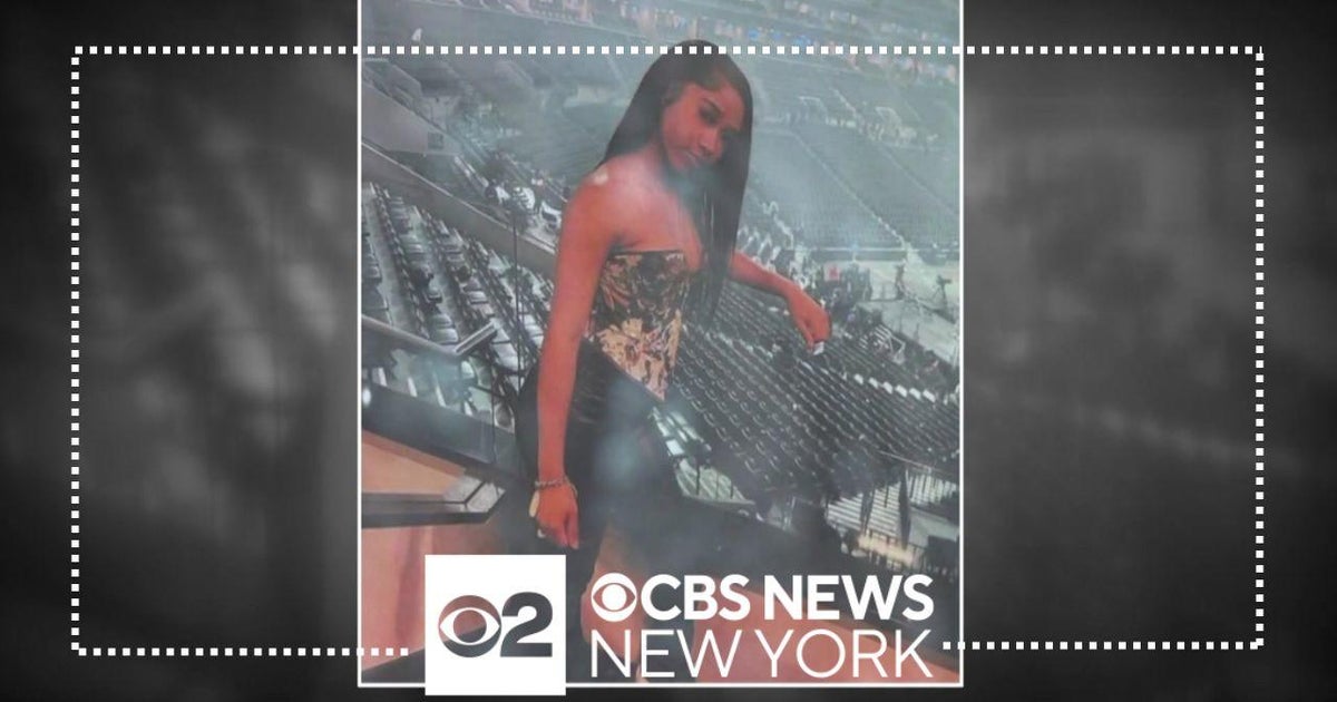 Man accused in deadly twin stabbing in Brooklyn pleads not guilty - CBS ...