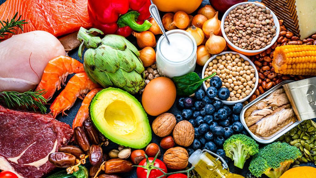Could eating a healthy diet reduce the risk of Alzheimer's in people
with Type 2 diabetes?