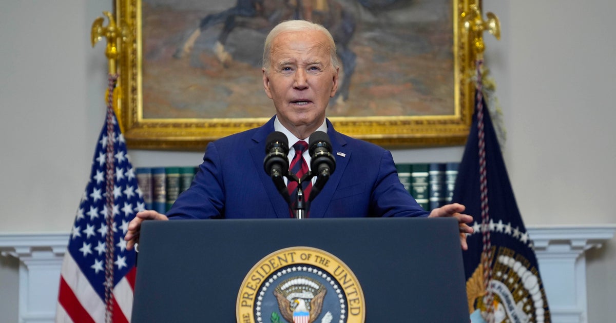 Biden says he'll visit Baltimore next week as response to bridge collapse continues