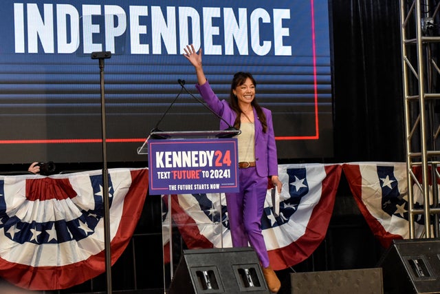 Independent presidential candidate Robert F. Kennedy, Jr. announces his vice presidential candidate in Oakland 