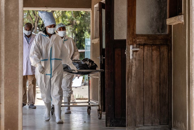 TOPSHOT-QUÊNIA-CULTO-CRIME