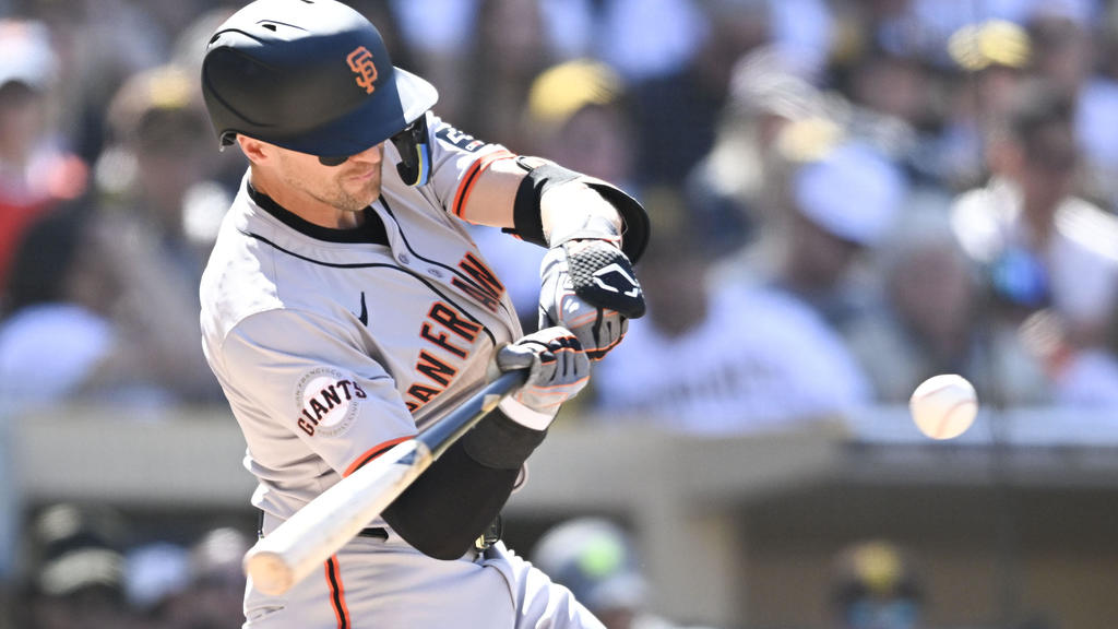 Cronenworth's big hit helps lift the Padres to a 6-4 win over Melvin's
Giants