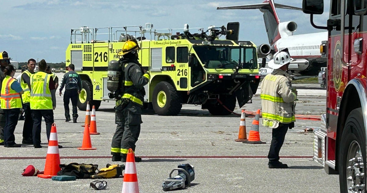 1 lifeless, a further hospitalized right after aircraft crashes at Treasure Coastline Intercontinental Airport in St. Lucie County 1 lifeless, a further hospitalized right after aircraft crashes at Treasure Coastline Intercontinental Airport in St. Lucie County
