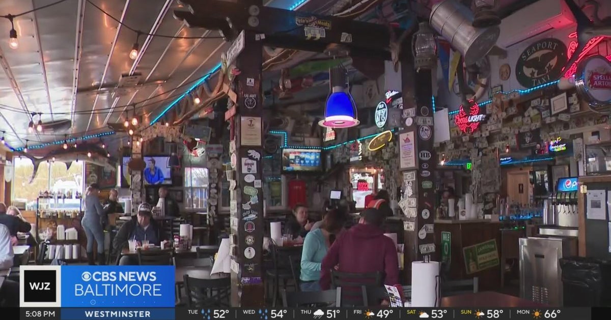 Restaurant offers half-priced meals, community chips in for bridge ...