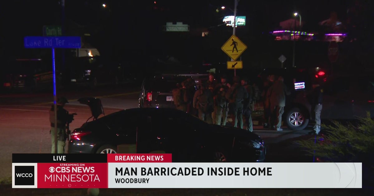 Man barricades himself inside Woodbury home after threatening others ...