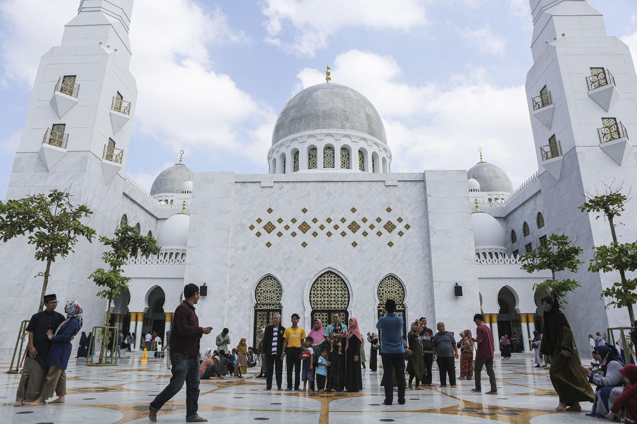 What is Eid alFitr? 6 questions about the holiday and how Muslims