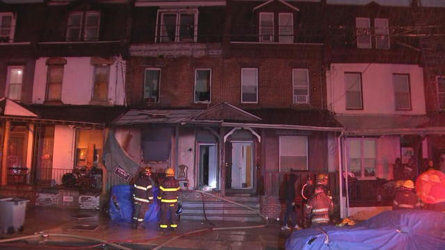 1 killed, multiple people rescued after fire in Philadelphia's Nicetown section 