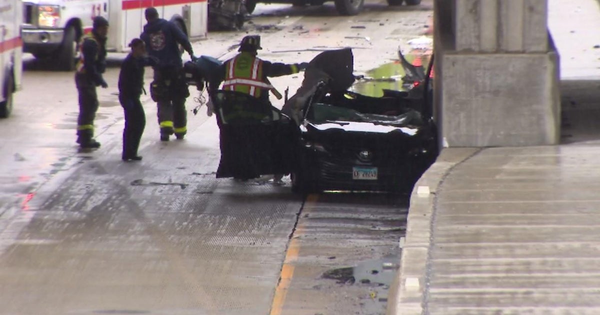 1 dead, 3 seriously injured in crash on Kennedy Expressway; ramp to ...